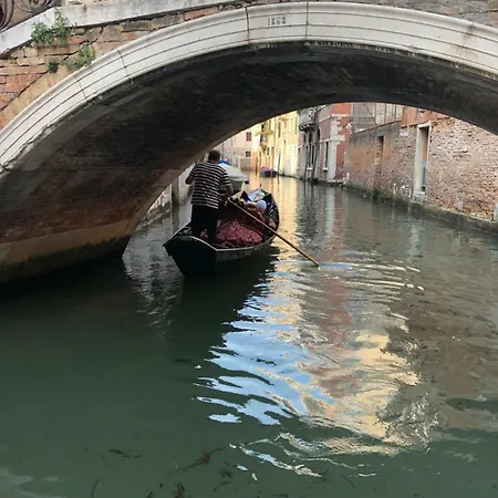 Corte Dei Miracoli