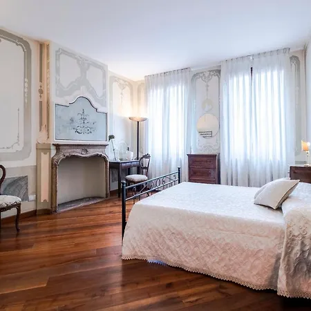 Corte Dei Miracoli 3*