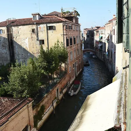 Corte Dei Miracoli Pensión Venecia